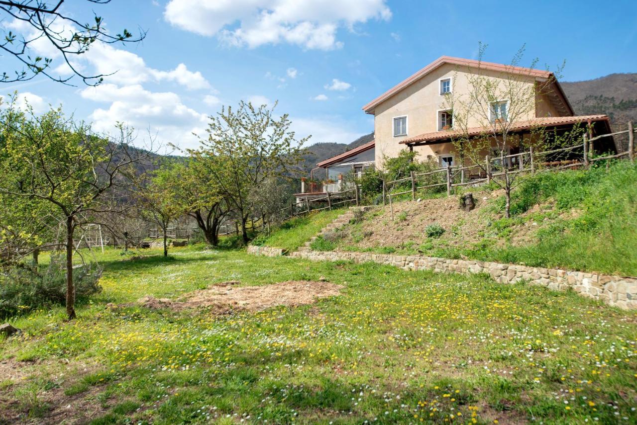 Agriturismo Il Filo Di Paglia Carro Exterior photo